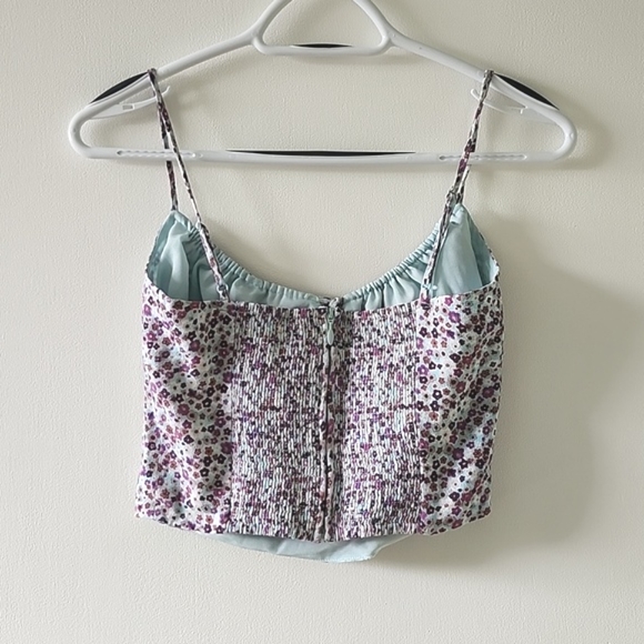 Aritzia Sunday Best Delilah Tank in Purple Floral - Picture 2 of 4